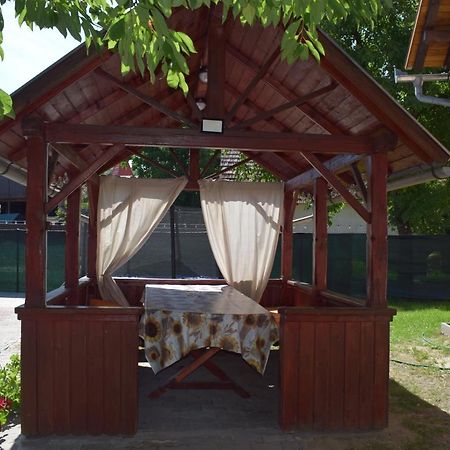 Gamma Guest House เปรอิด ภายนอก รูปภาพ
