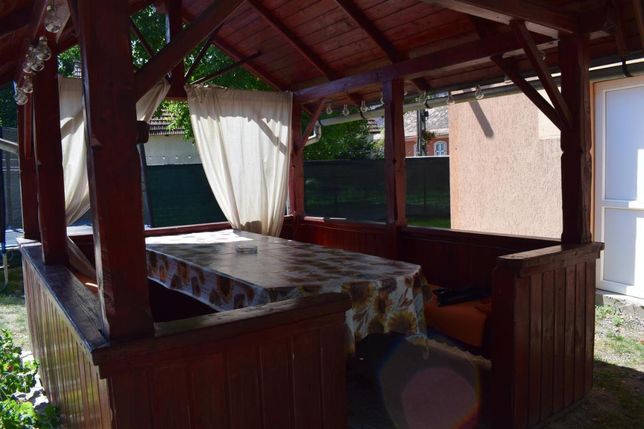 Gamma Guest House เปรอิด ภายนอก รูปภาพ
