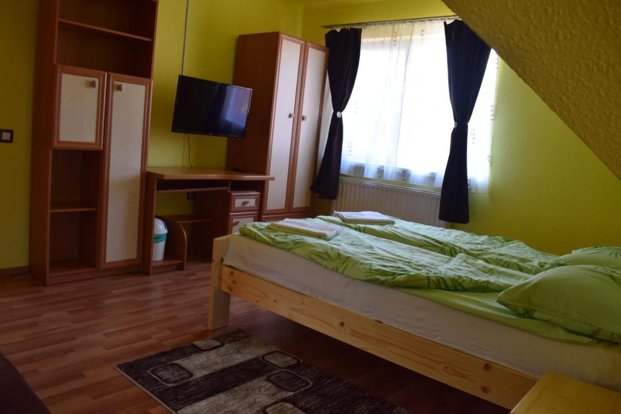 Gamma Guest House เปรอิด ภายนอก รูปภาพ