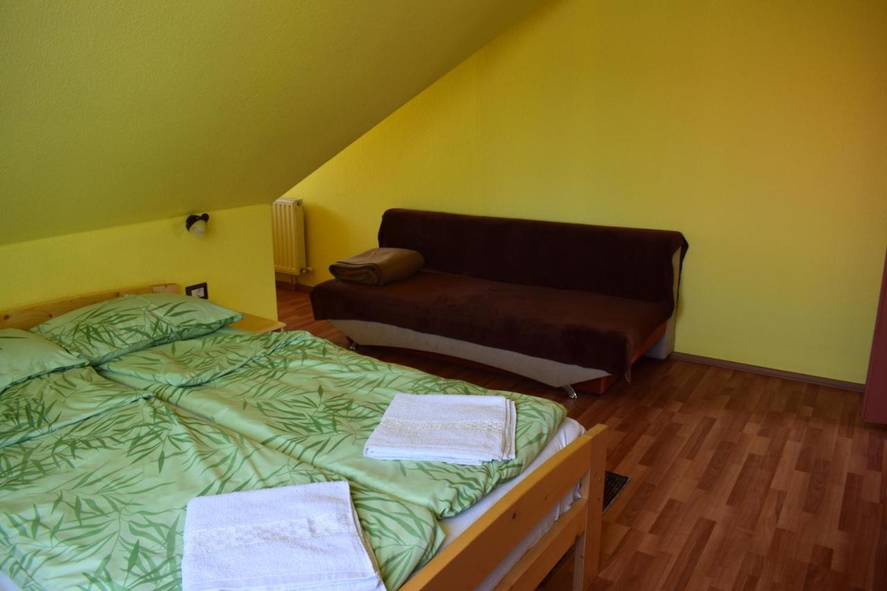 Gamma Guest House เปรอิด ภายนอก รูปภาพ