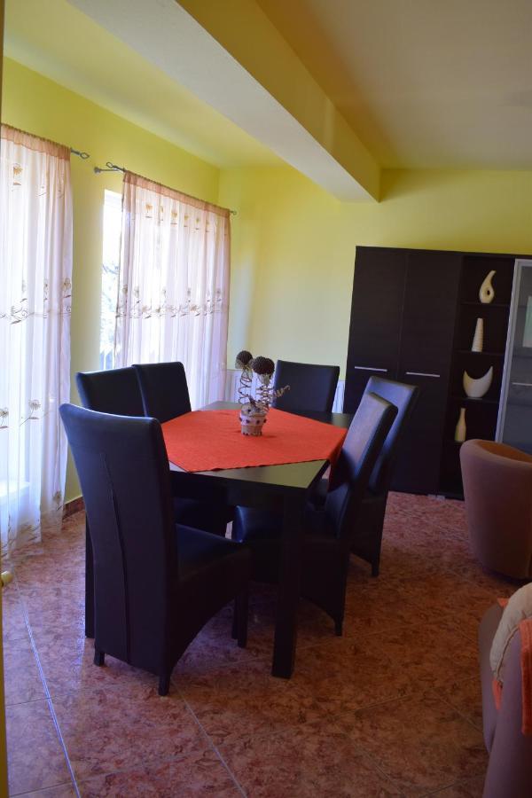 Gamma Guest House เปรอิด ภายนอก รูปภาพ